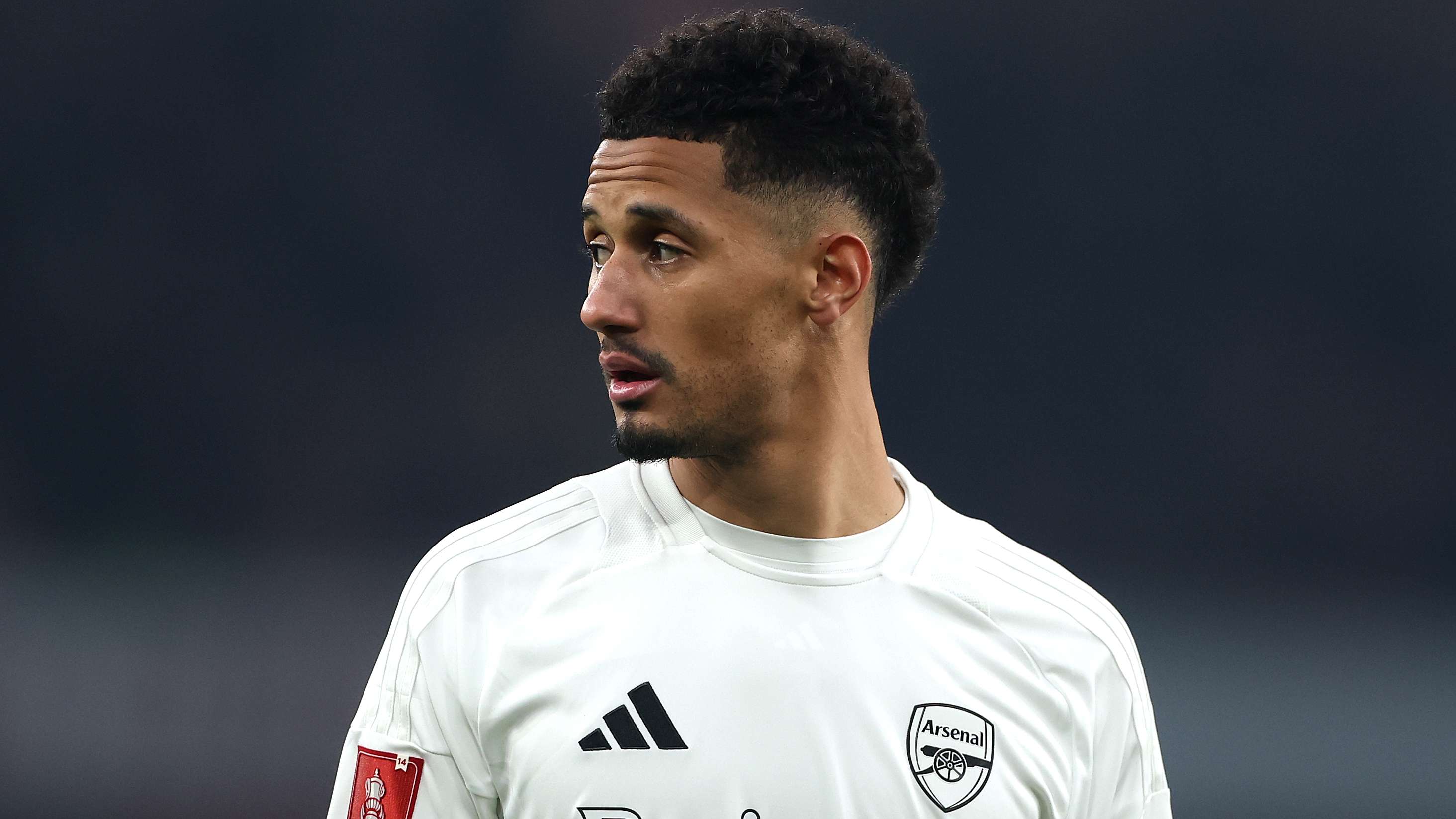 他對自身站 他對自身站